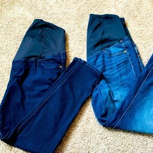 Bundle of 2 like new maternity jeans for 25